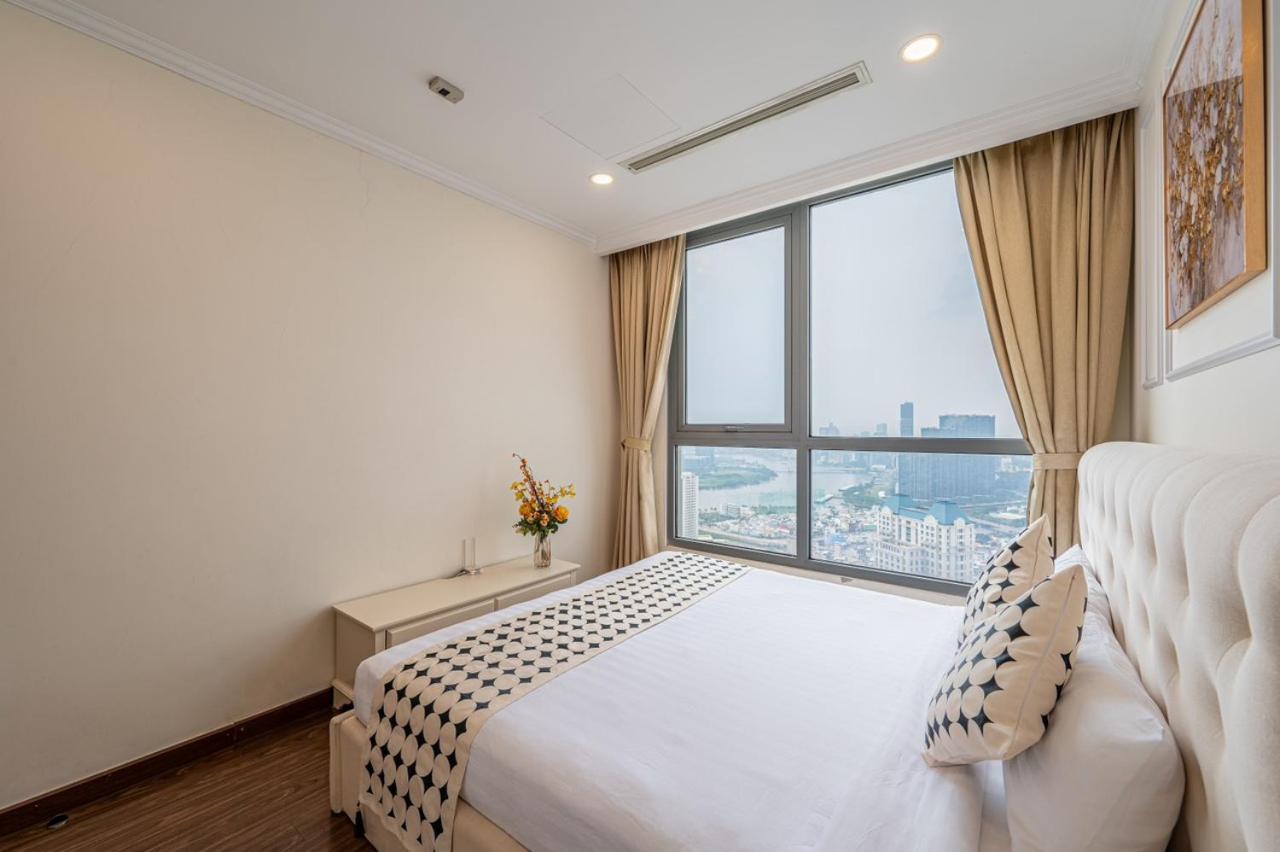 Elvita Landmark Luxury Residence Ho Chi Minh City Exterior photo